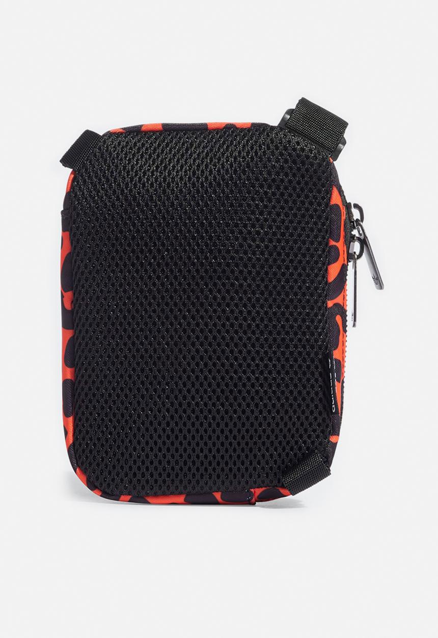 adidas Originals - Rich Mnisi festival bag - black & orange