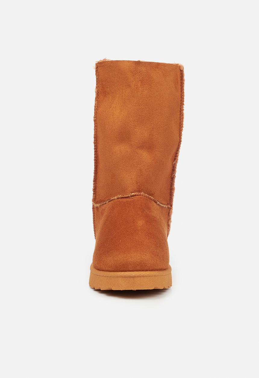 Butterfly Feet - Cozy 4 slipper boot - camel