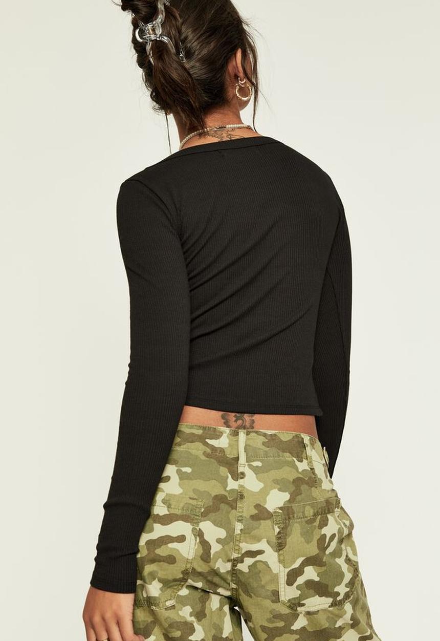 Supré  - Helly long sleeve scoop neck top - black