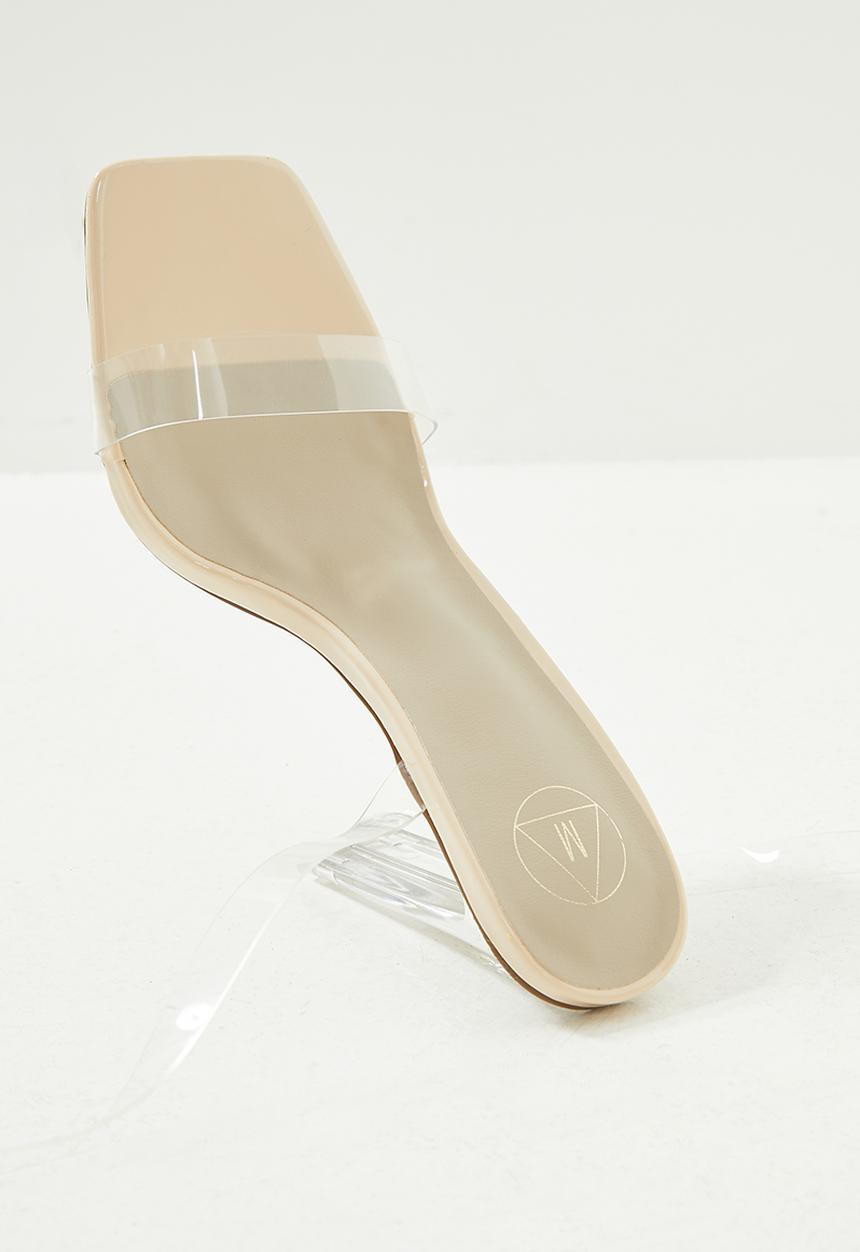 Missguided - Wide fit square toe illusion heel - neutral