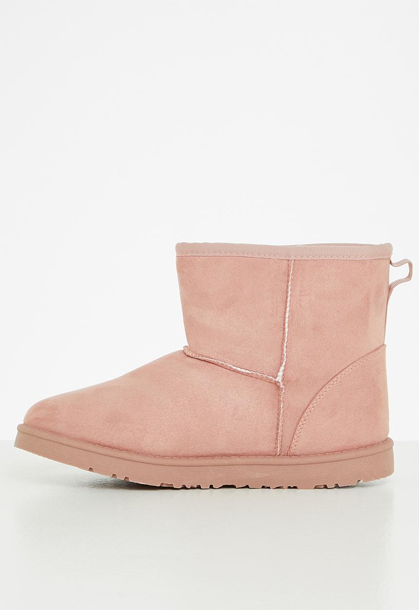Jada - Faux shearling ankle bootie - blush