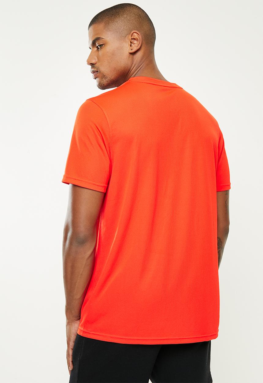 PUMA - Performance cat tee - cherry tomato