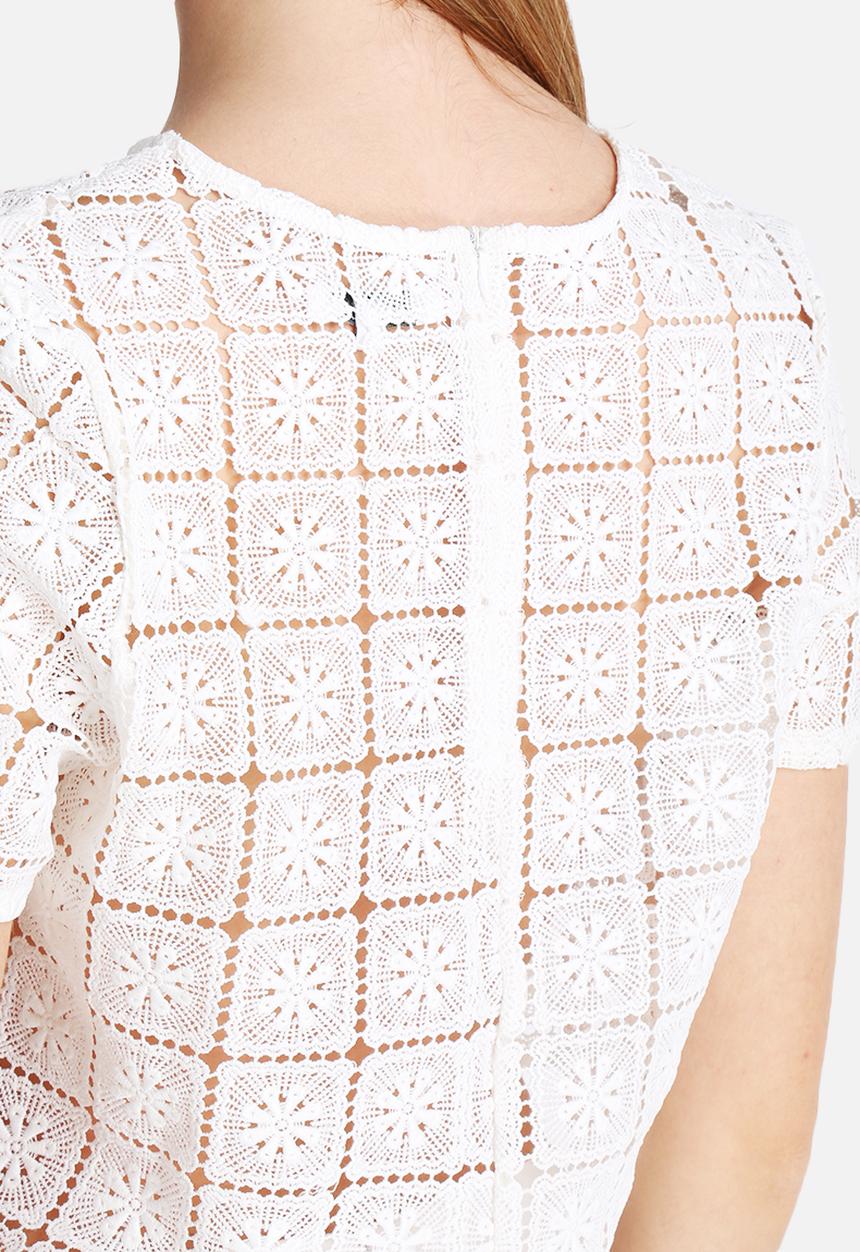 Glamorous - Square Crochet Crop