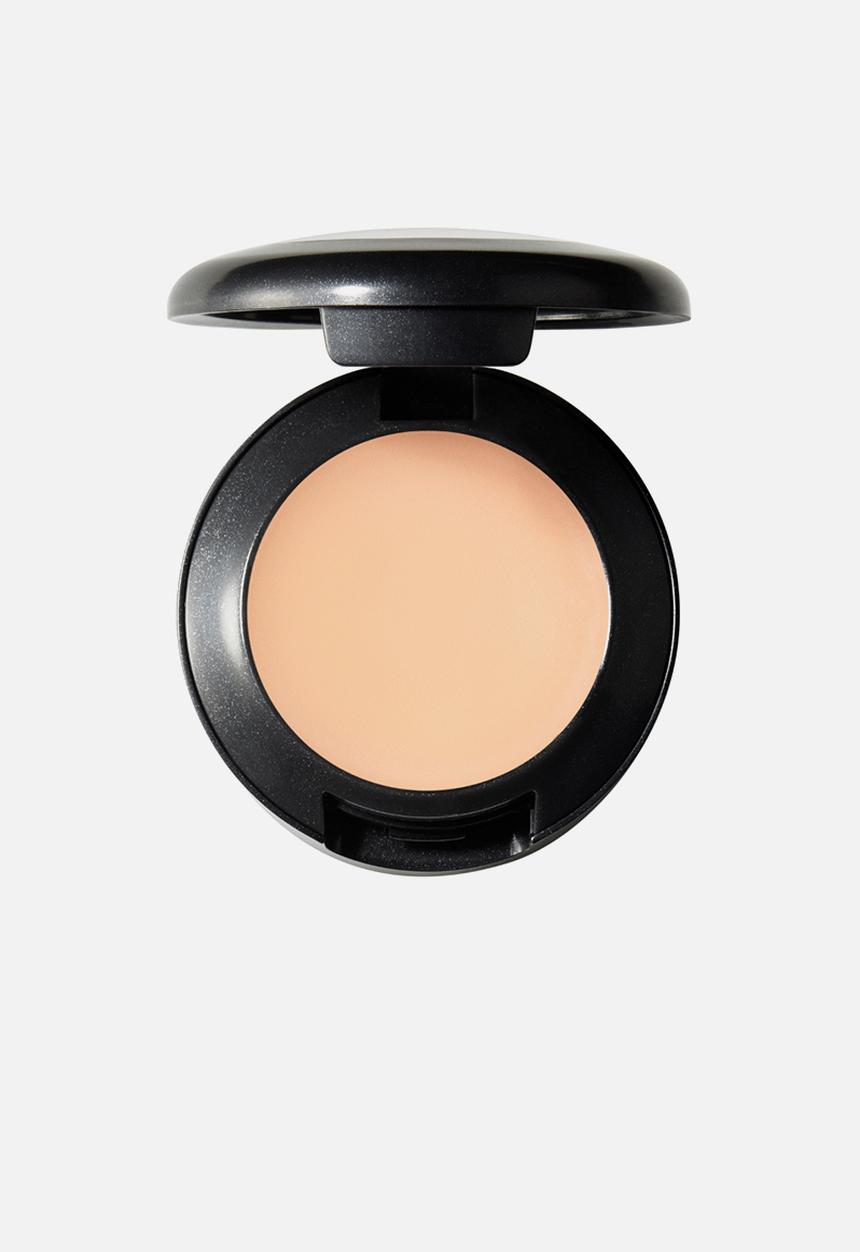 MAC - Studio Finish SPF35 Concealer - NC15
