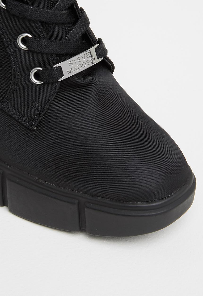 Steve Madden - Renegade-p lace up boot - black
