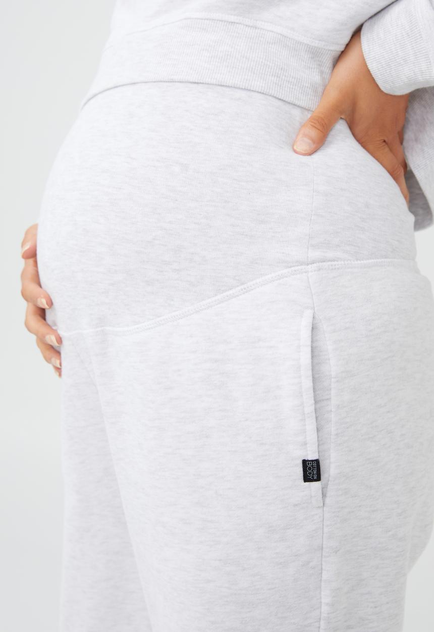 Cotton On - Maternity plush gym track pant - cloudy grey marle
