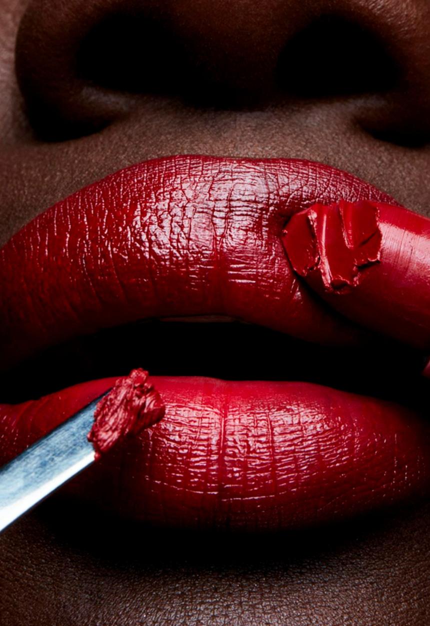 MAC - Cremesheen Lipstick - Brave Red