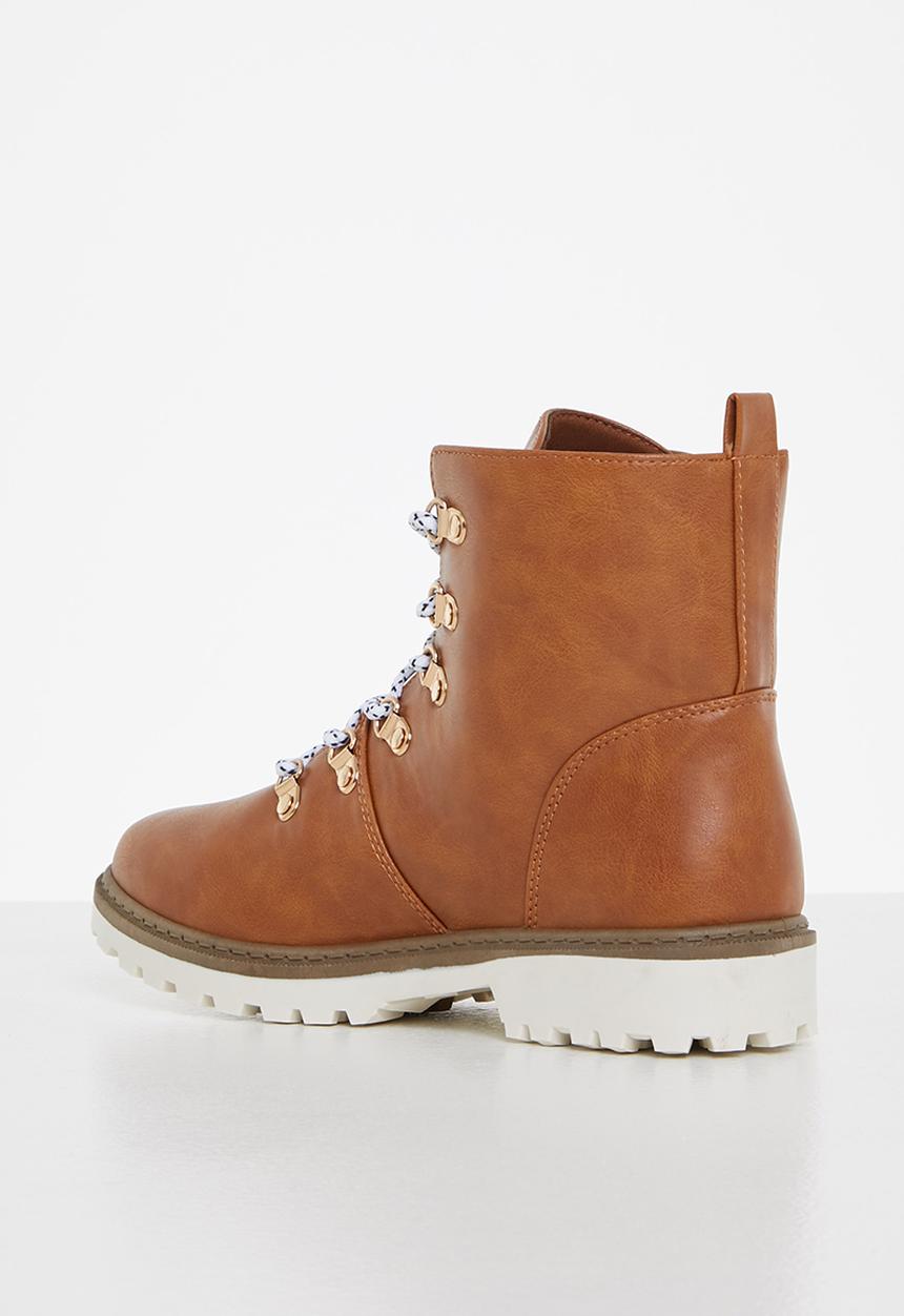 Seduction - Lace up hiking boot - tan