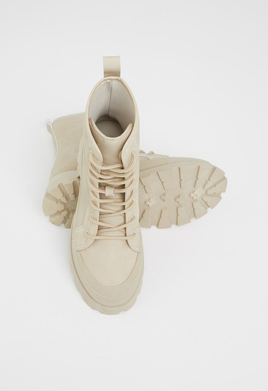 Seduction - Chunky hiking boot - beige 