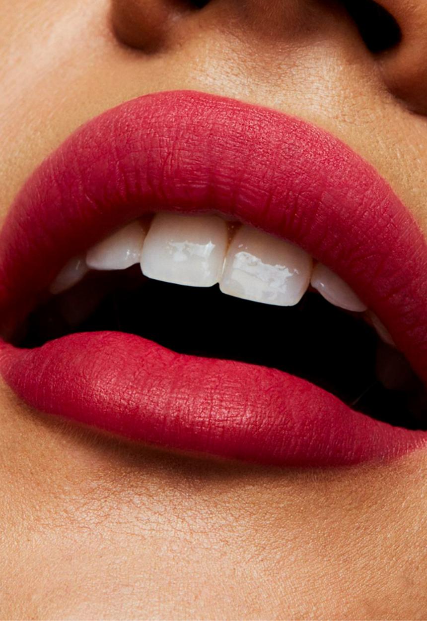 MAC - Powder Kiss Lipstick - Shocking Revelation