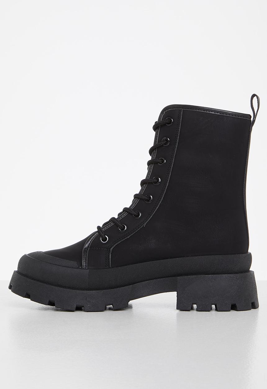 Seduction - Chunky hiking boot - black