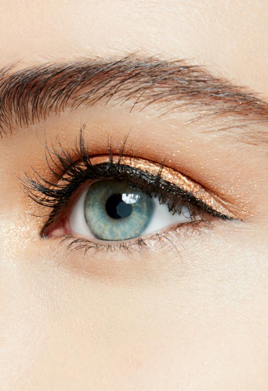 MAC - Dazzleshadow Extreme - Objet D'Art