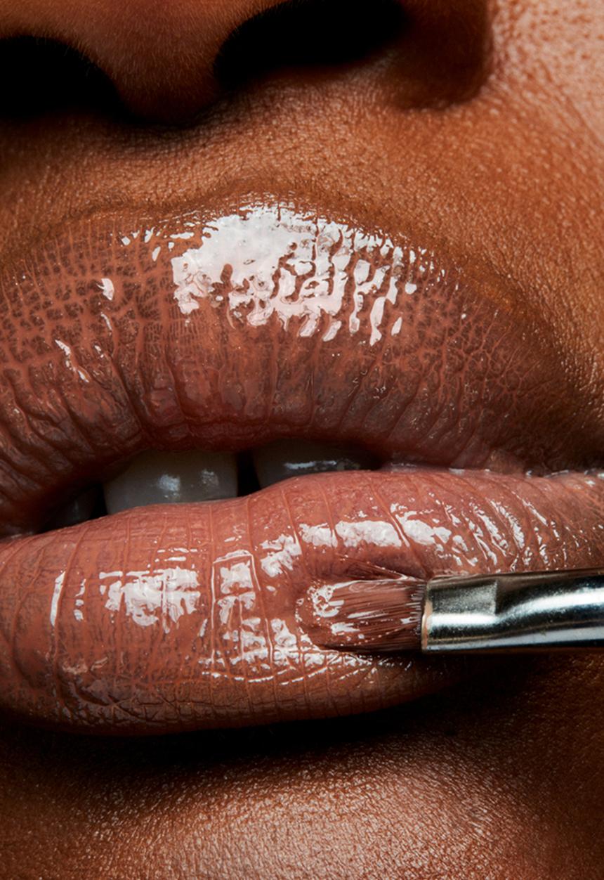 MAC - Lipglass - Dangerous Curves