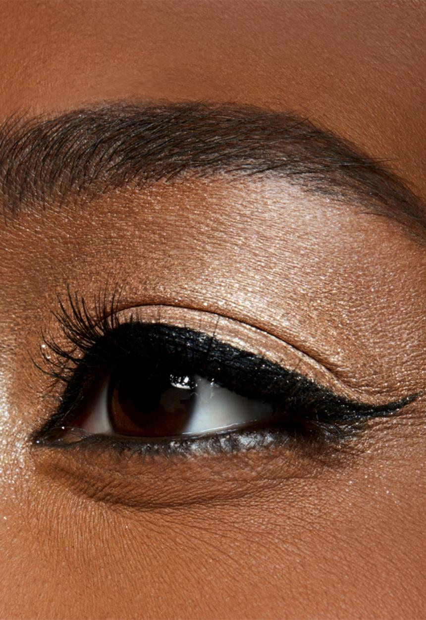 MAC - Dazzleshadow - Oh So Gilty