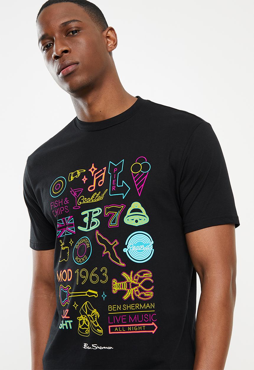 Ben Sherman - A night in brighton tee - black