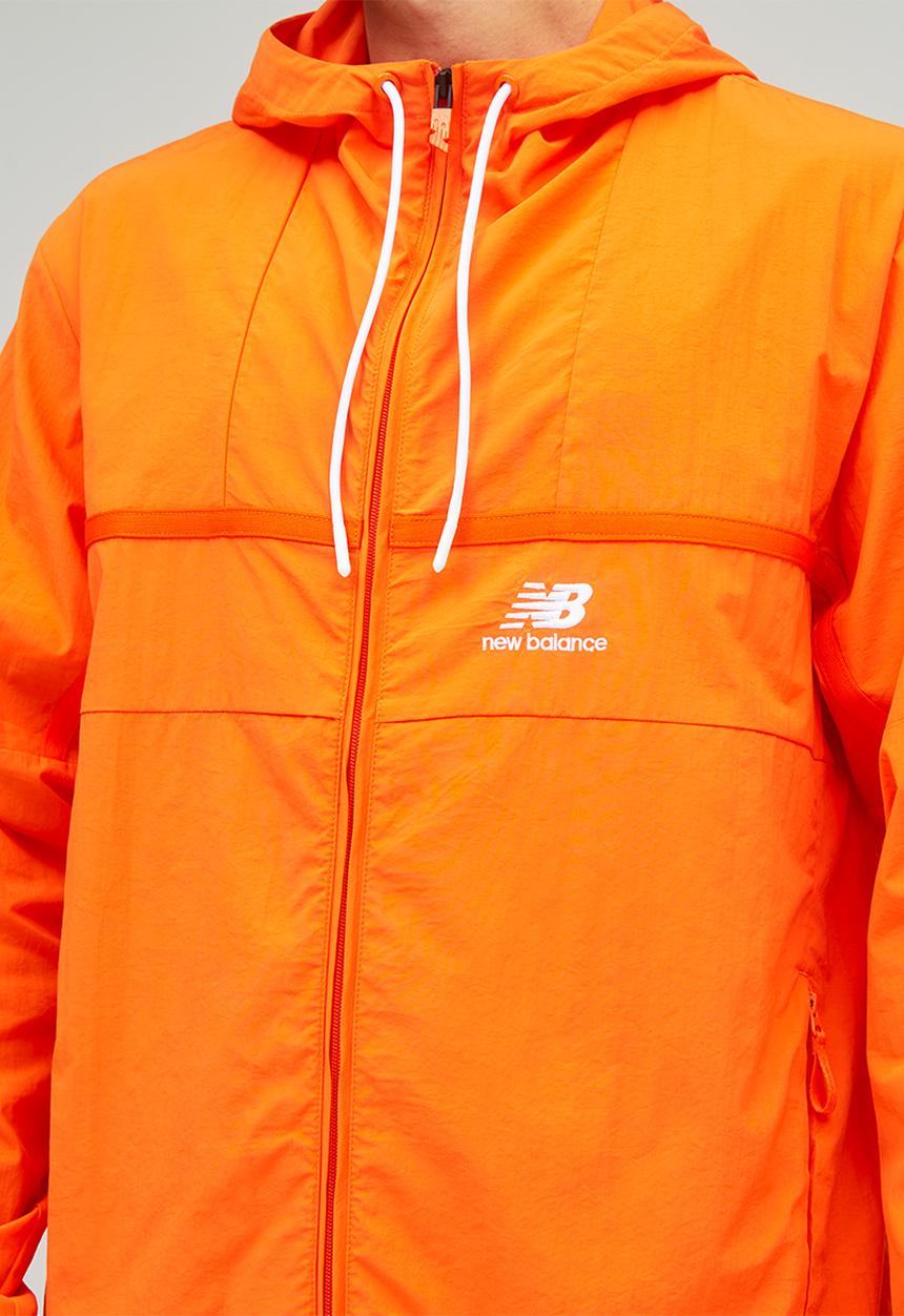 New Balance  - NB Athletics Amplified Windbreaker - Orange