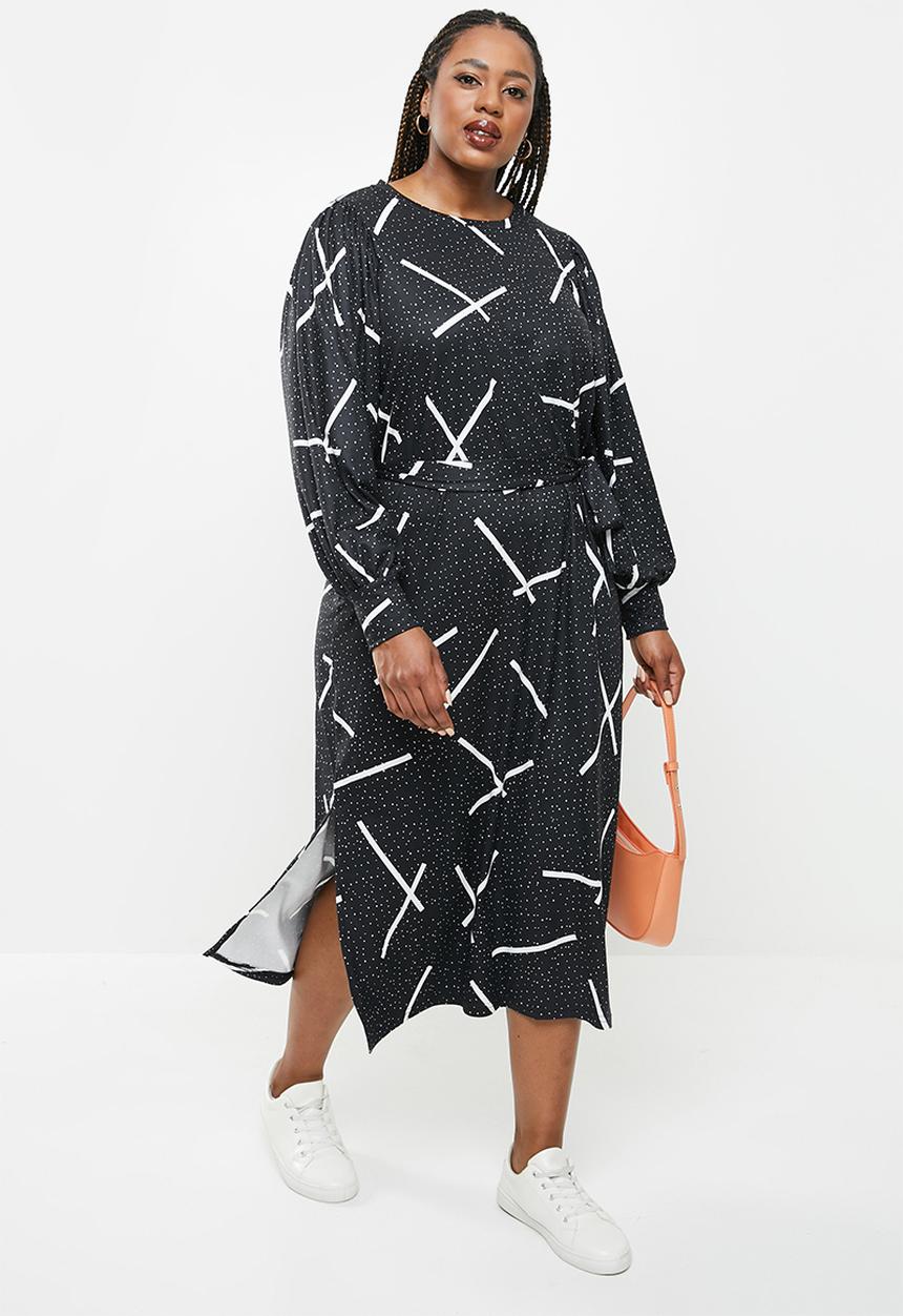 Me&B - Plus digital printed brushed knit dress - black