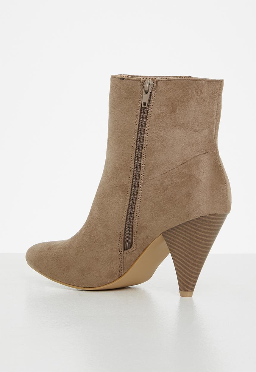 Jada - Pointed cone heel ankle boot - taupe