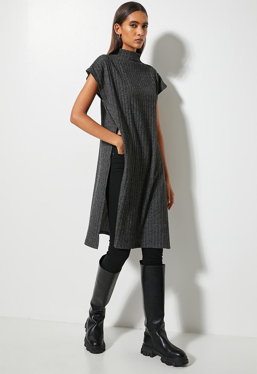 Superbalist - Cut & sew deep slit tunic - charcoal 