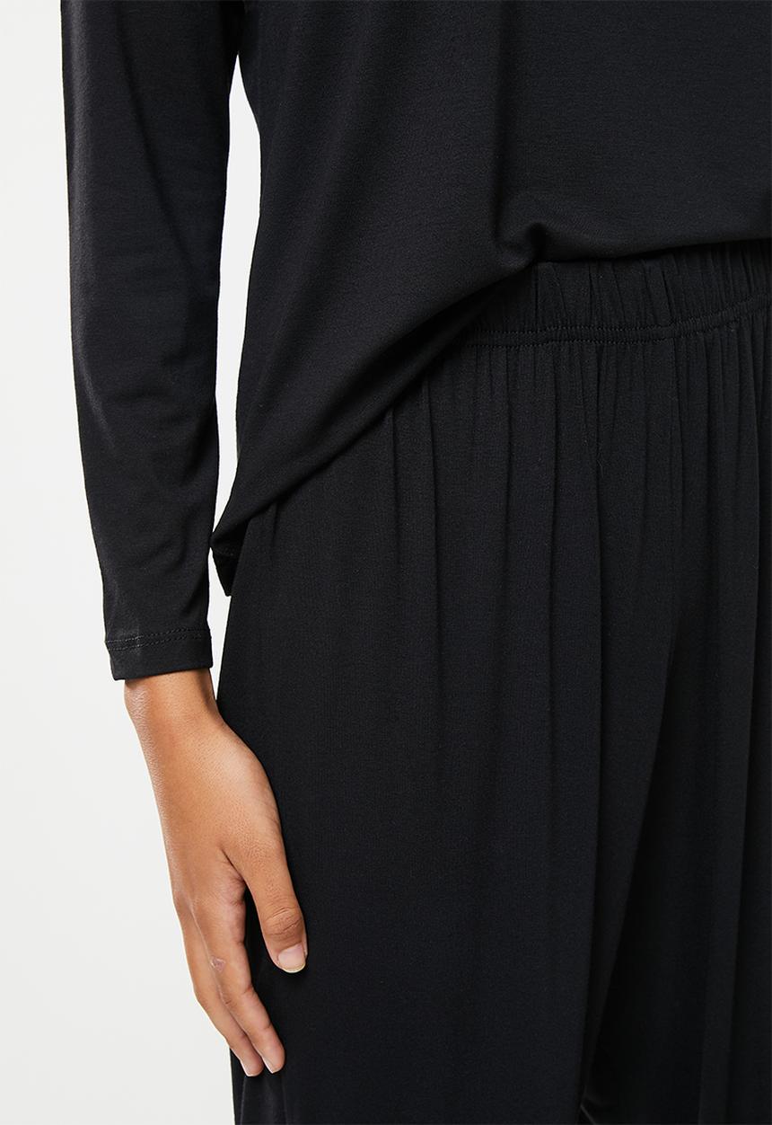 Superbalist - Sleep long sleeve top and pants set - black