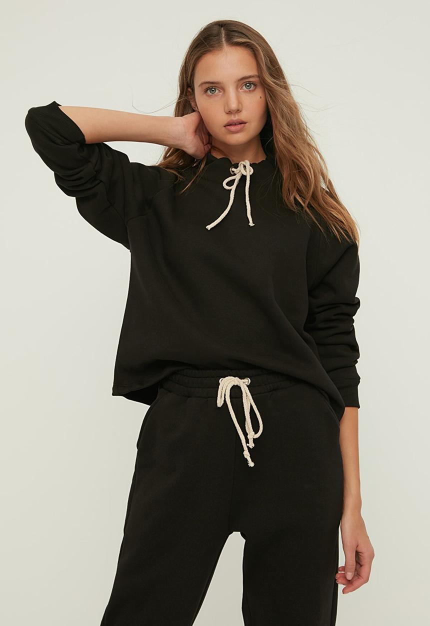 Trendyol - Ragged raglan sleeve basic knitted sweatshirt  - black
