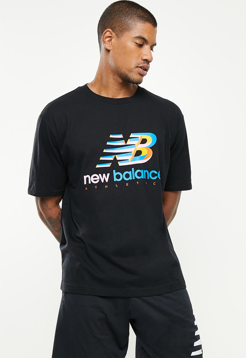 New Balance  - NB Athletics Amplified Logo Tee - Black