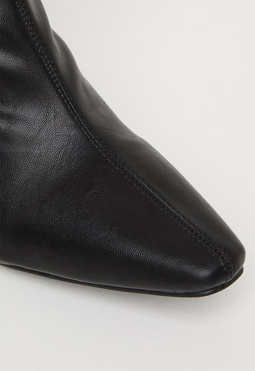 Madison® - Shelly ankle block heel boot - black