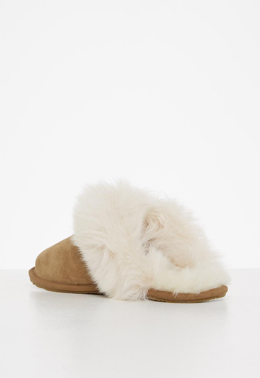 UGG® - Scuff sis - chestnut
