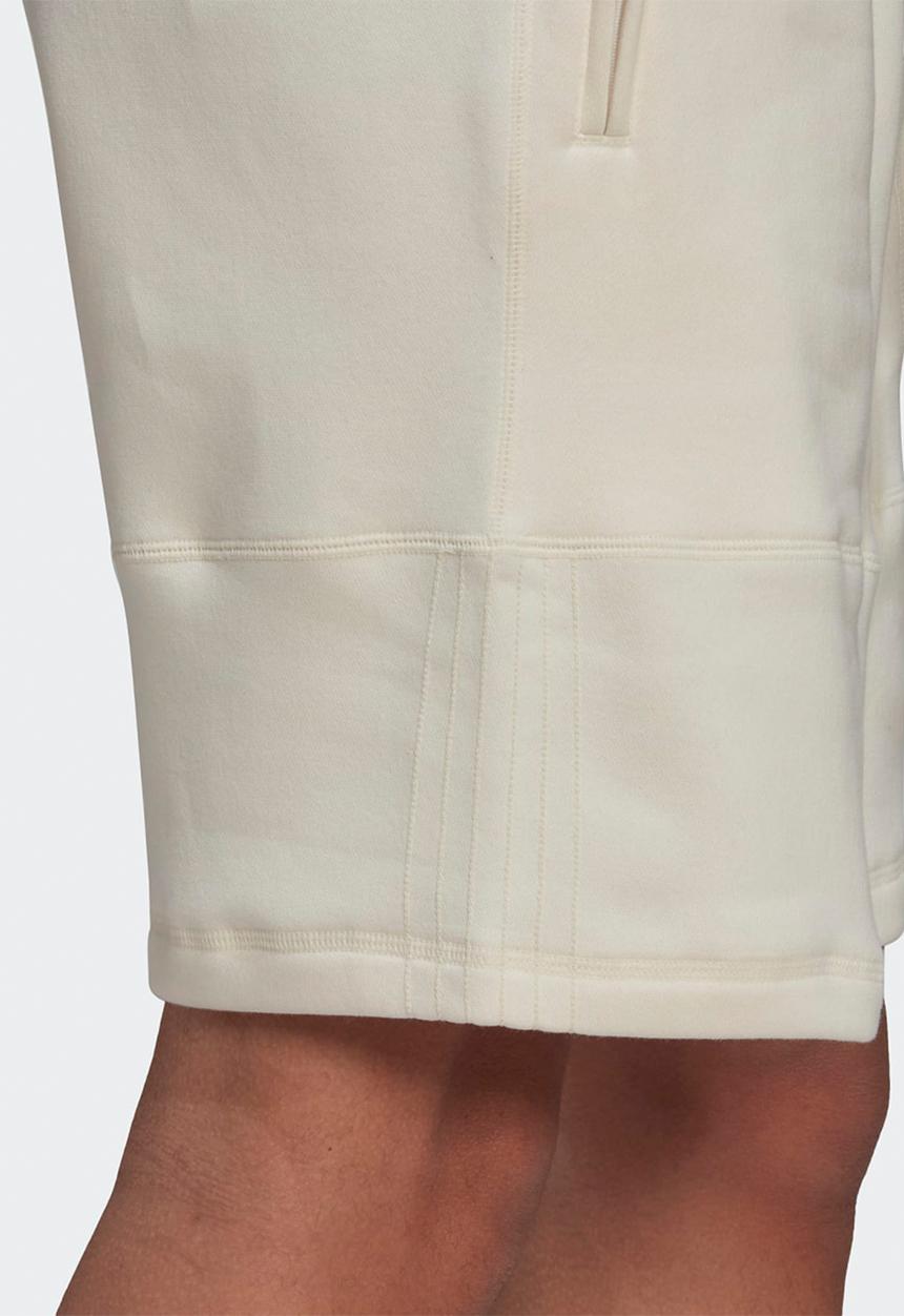 adidas Performance - Adicolor Clean Classics 3-Stripes Shorts- Non-Dyed