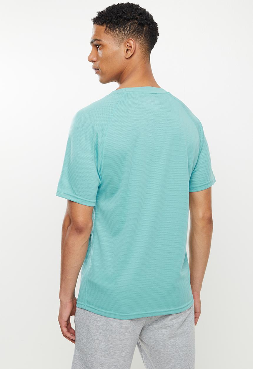 Lyle & Scott - Core Raglan Tee - Retro blue