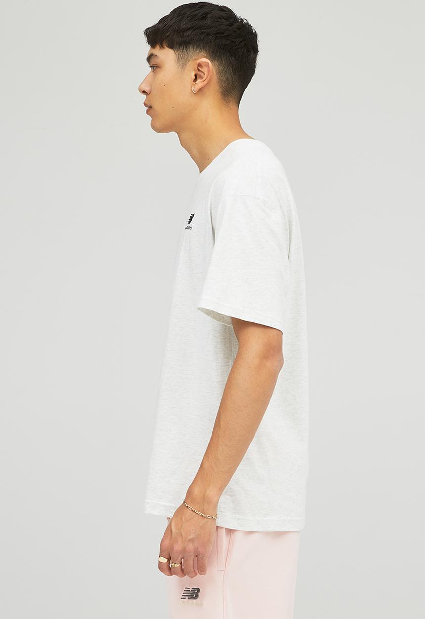 New Balance  - NB Essentials Uni-ssentials Tee - Sea Salt heather