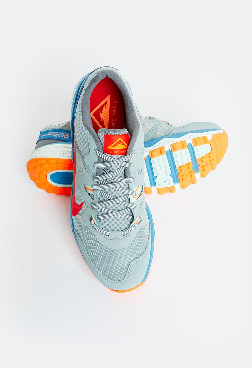 Nike - Nike juniper trail - dusty sage & habanero red-smoke grey