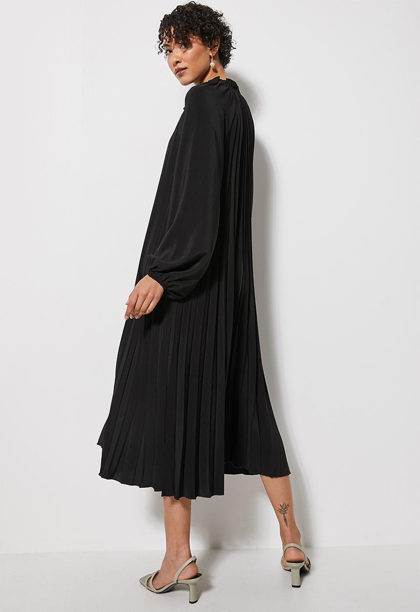 VELVET - Pleated aline trapeze balloon sleeve midi - black