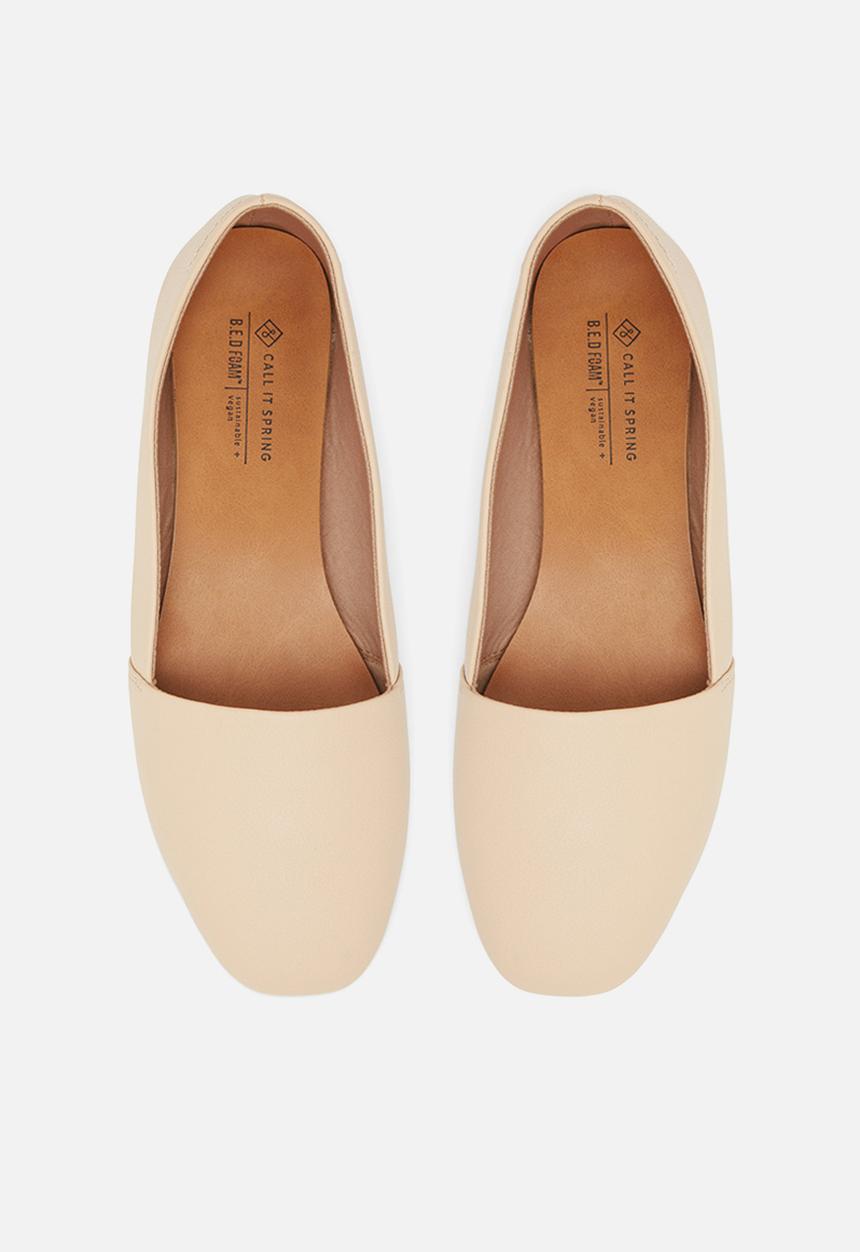 Call It Spring - Samantha pump - stone
