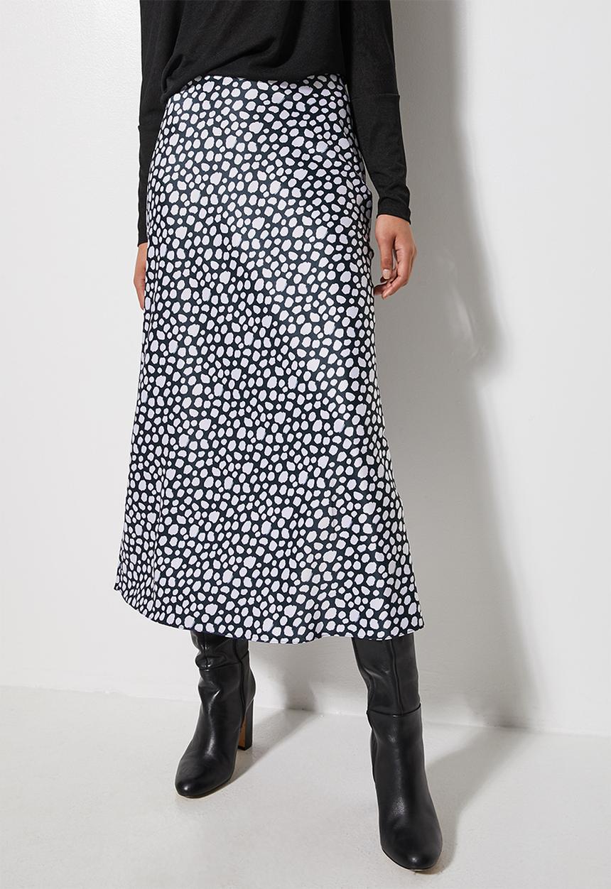 VELVET - Printed a-line slip skirt - black giraffe