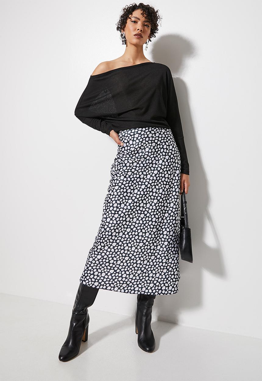 VELVET - Printed a-line slip skirt - black giraffe