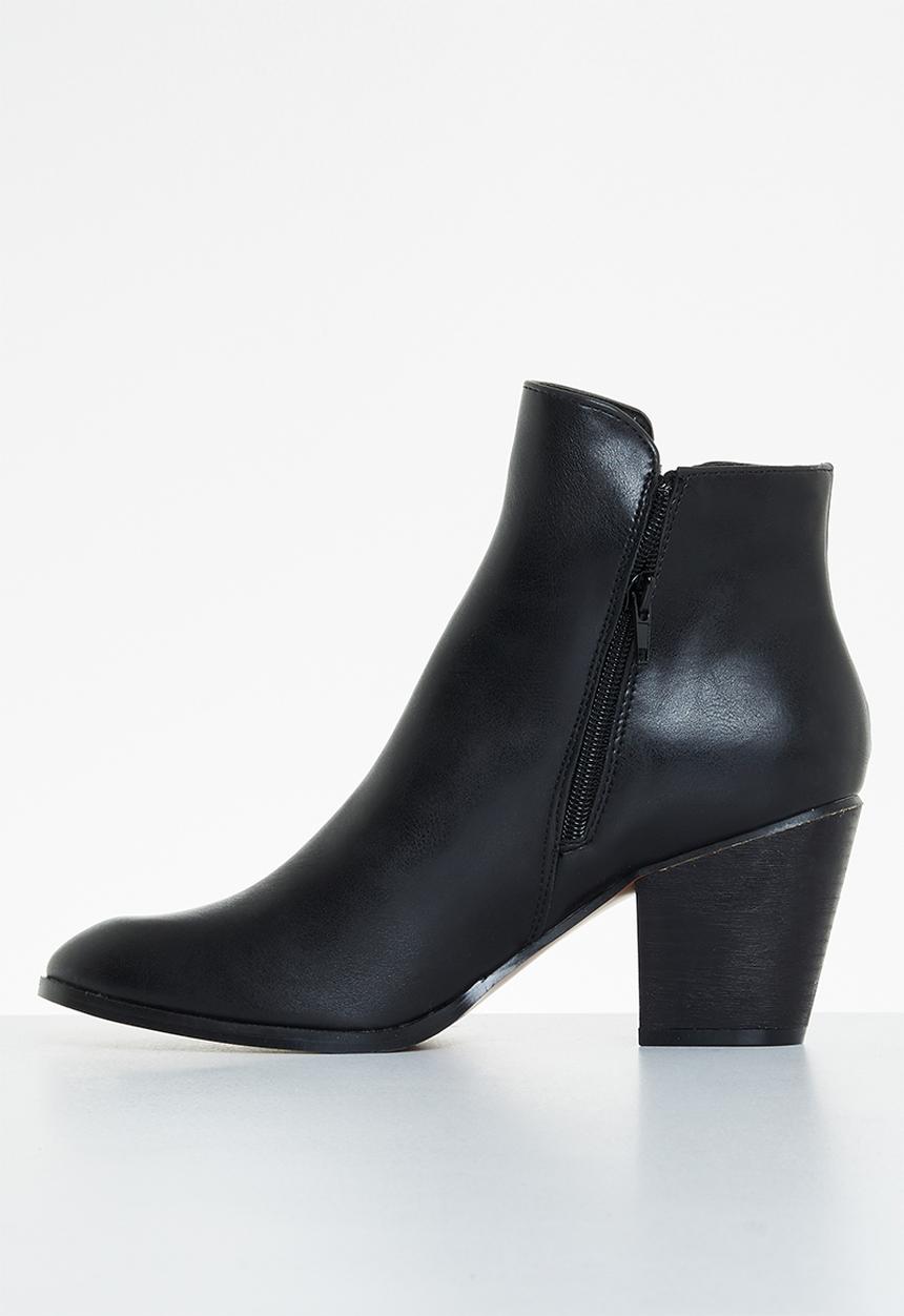 Butterfly Feet - Sandi 1 ankle boot - black