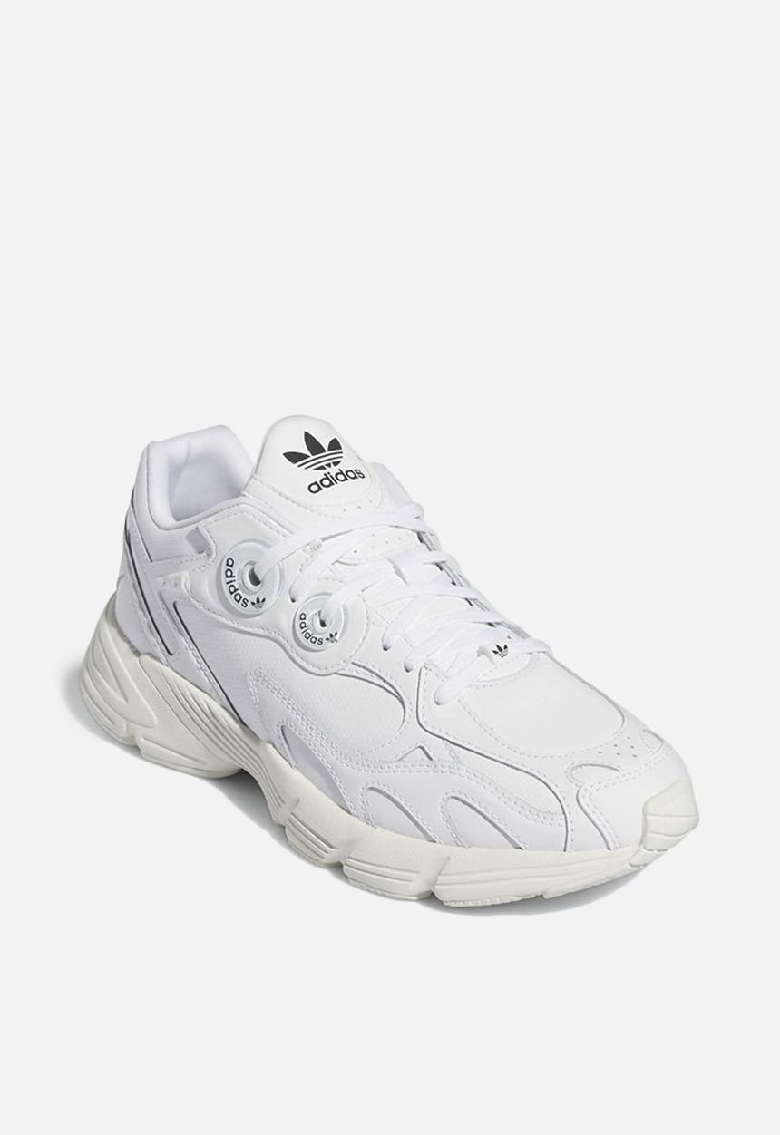 adidas Originals - Adidas astir - ftwr white/ftwr white/off white