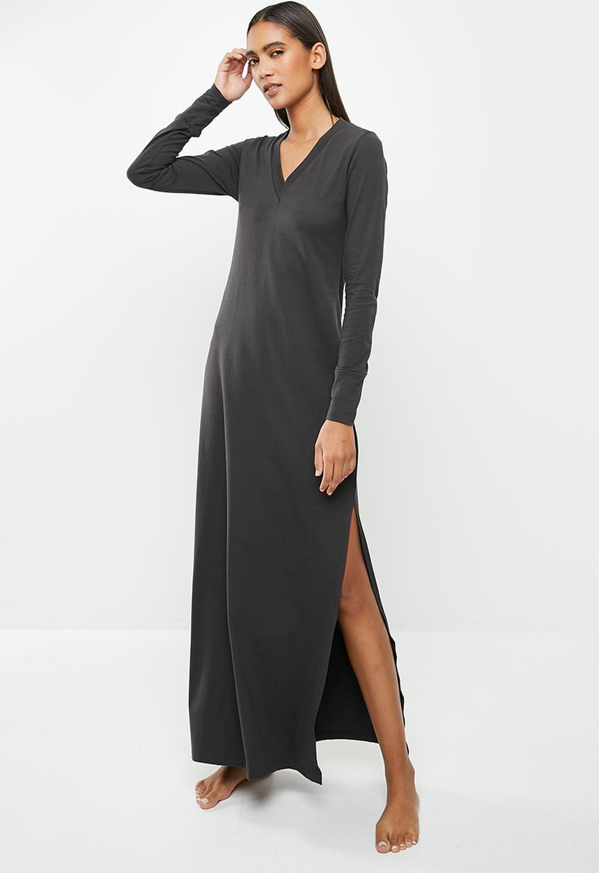STRONG by T-Shirt Bed Co. - Morden maxi long sleeeve - deep charcoal
