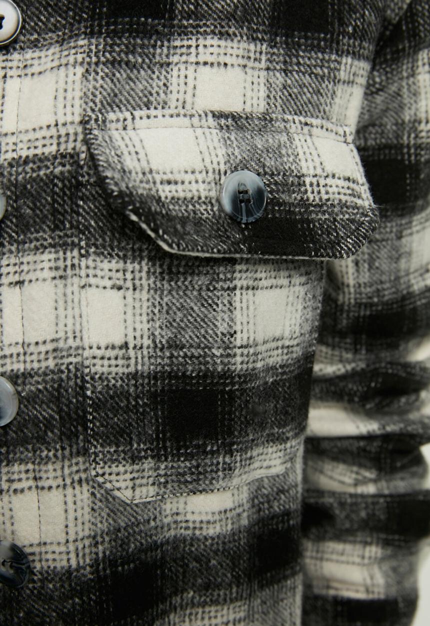 Trendyol - Tasseled shirt  - black & white