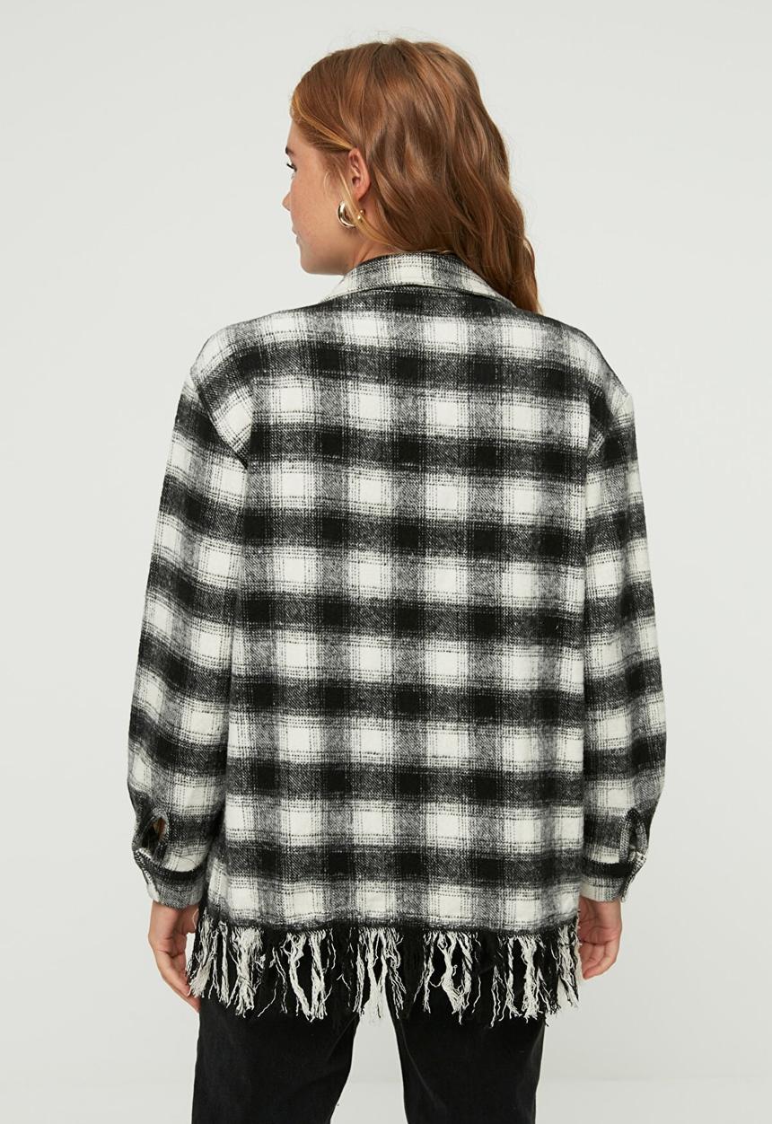 Trendyol - Tasseled shirt  - black & white