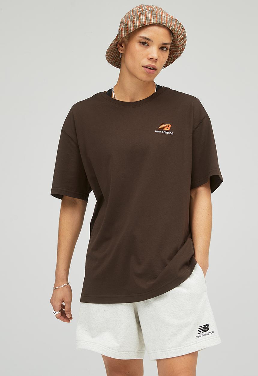 New Balance  - NB Essentials Uni-Ssentials Tee - Rich Earth
