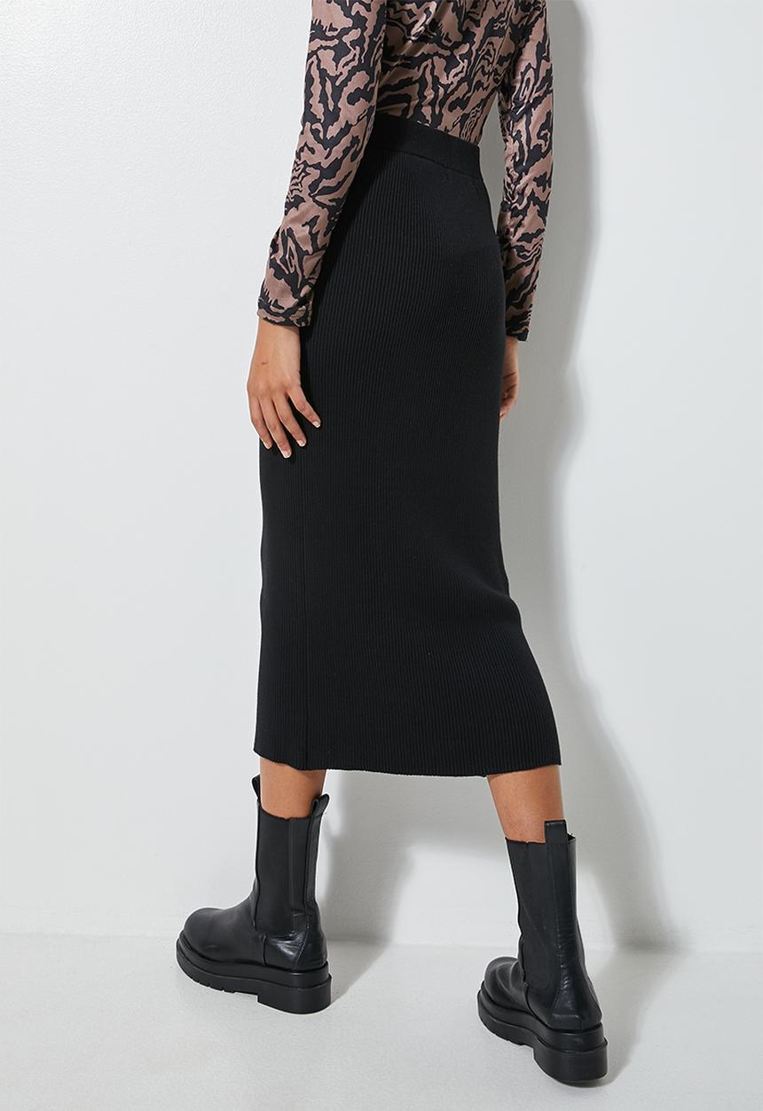 Superbalist - Knitwear column midi skirt - black