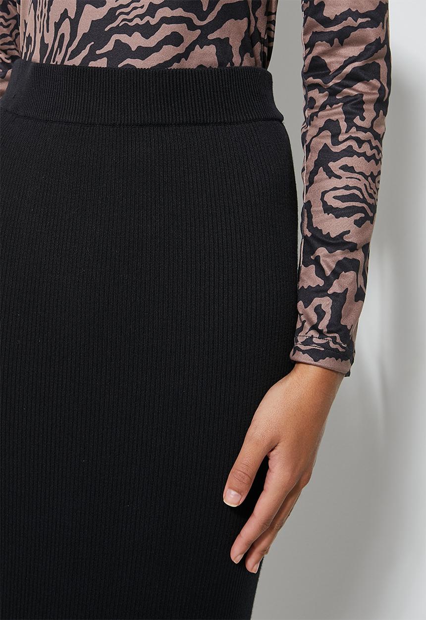 Superbalist - Knitwear column midi skirt - black