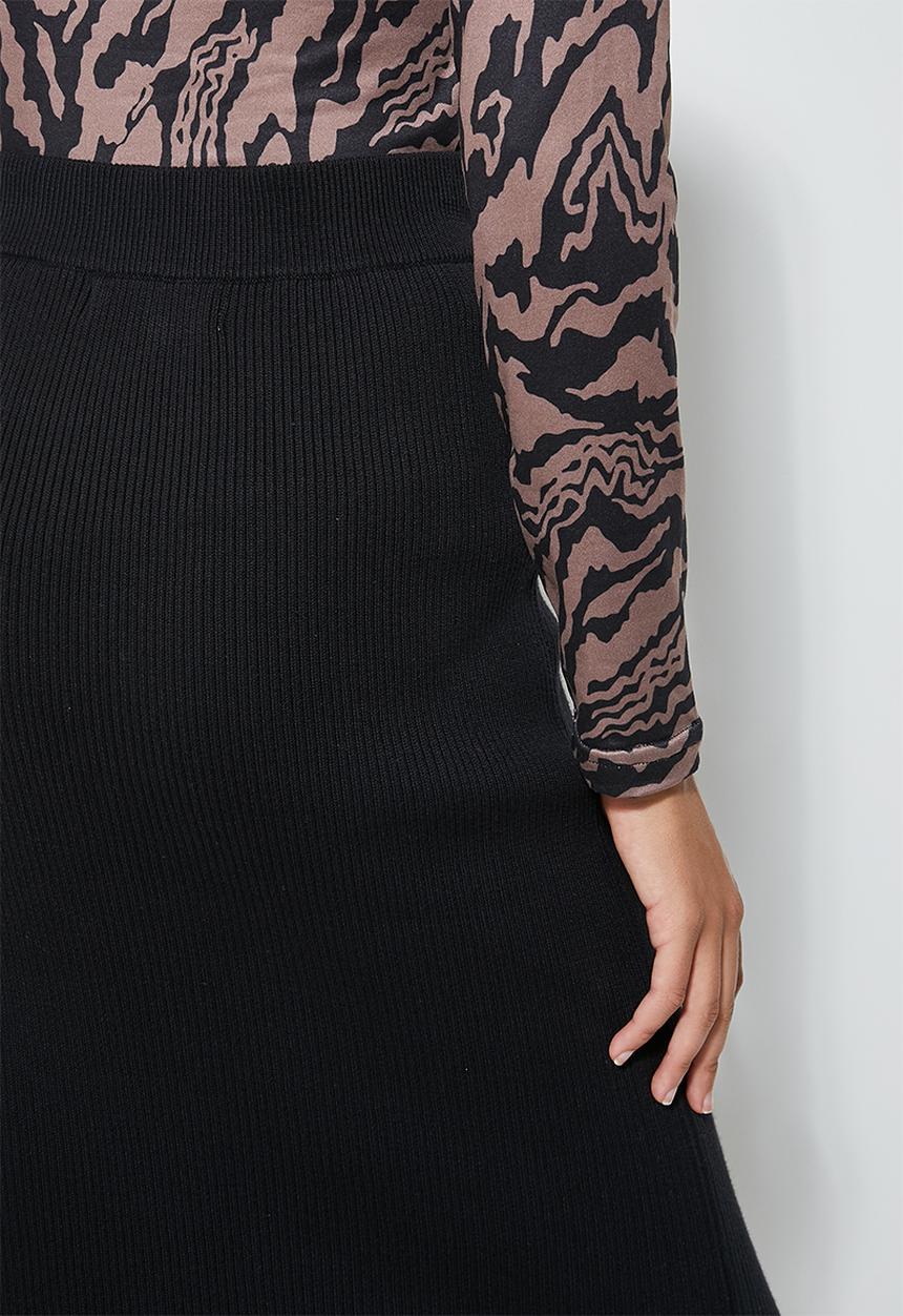 Superbalist - Knitwear column midi skirt - black