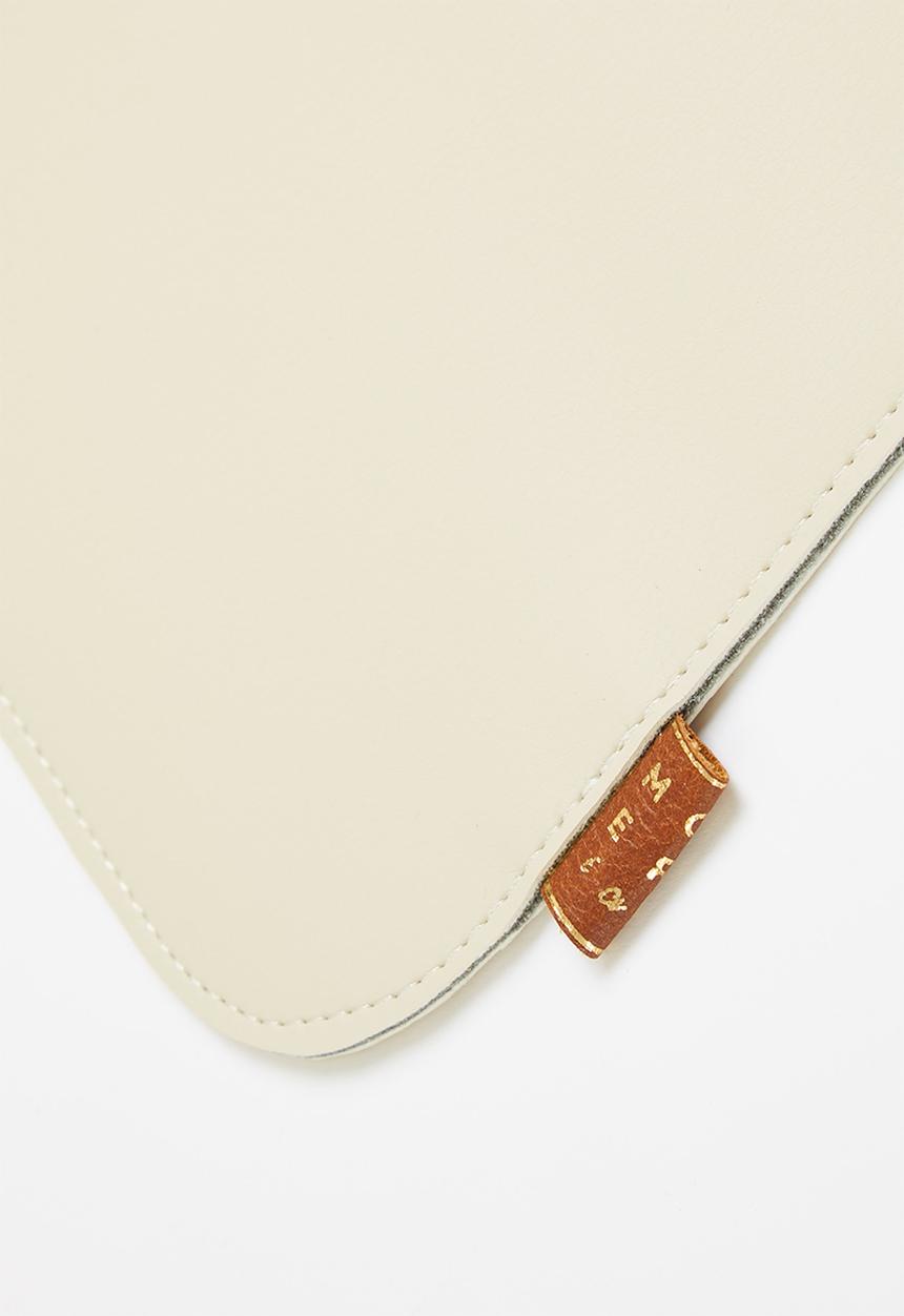 Modern Easy  - Bib - cream