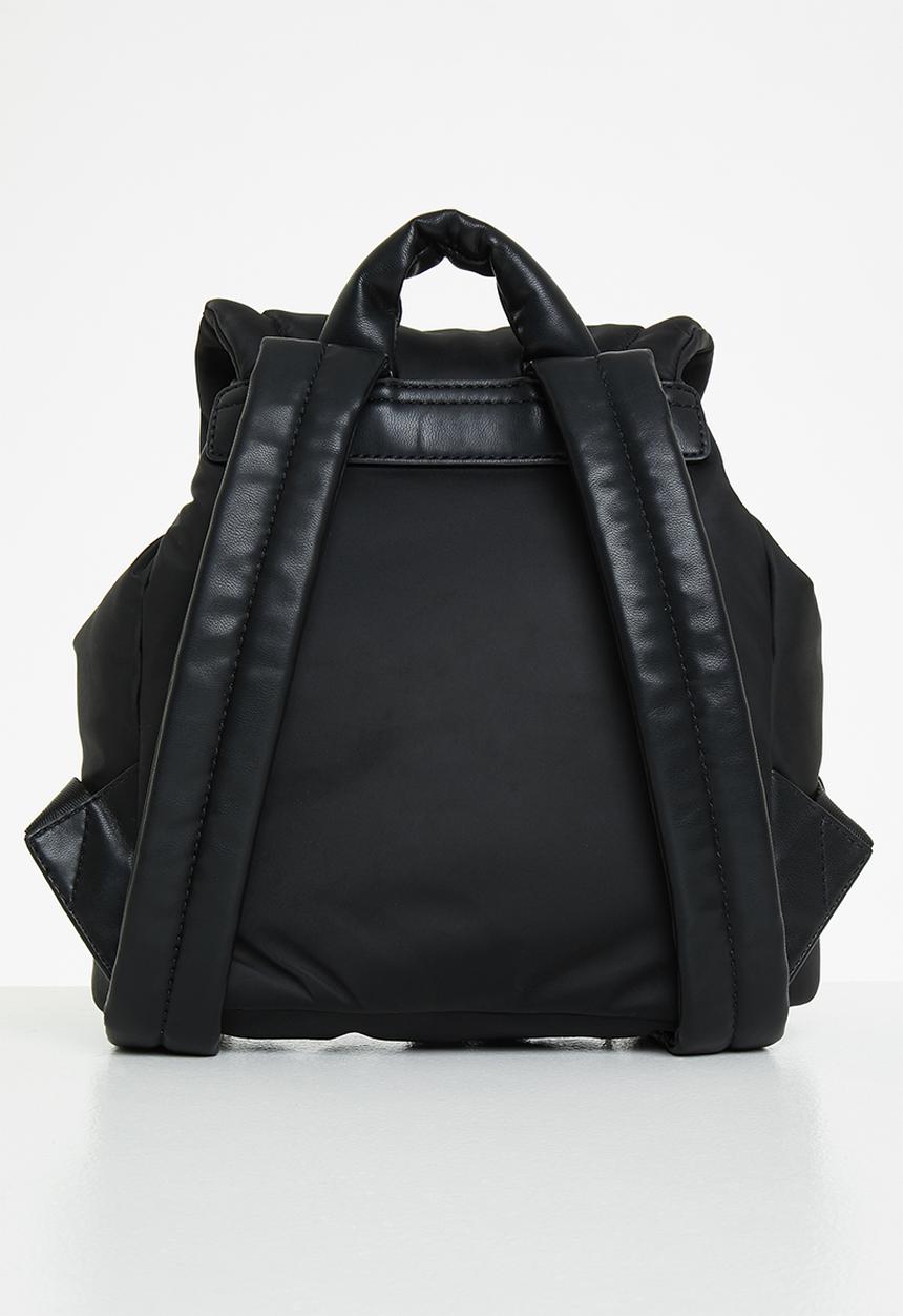GUESS - Sharma flap backpack - black