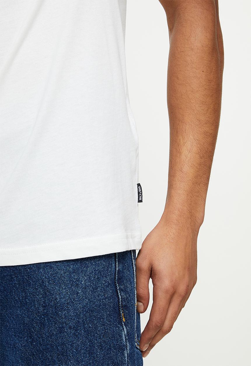 Only & Sons - Onsplayboy red short sleeve tee - white print