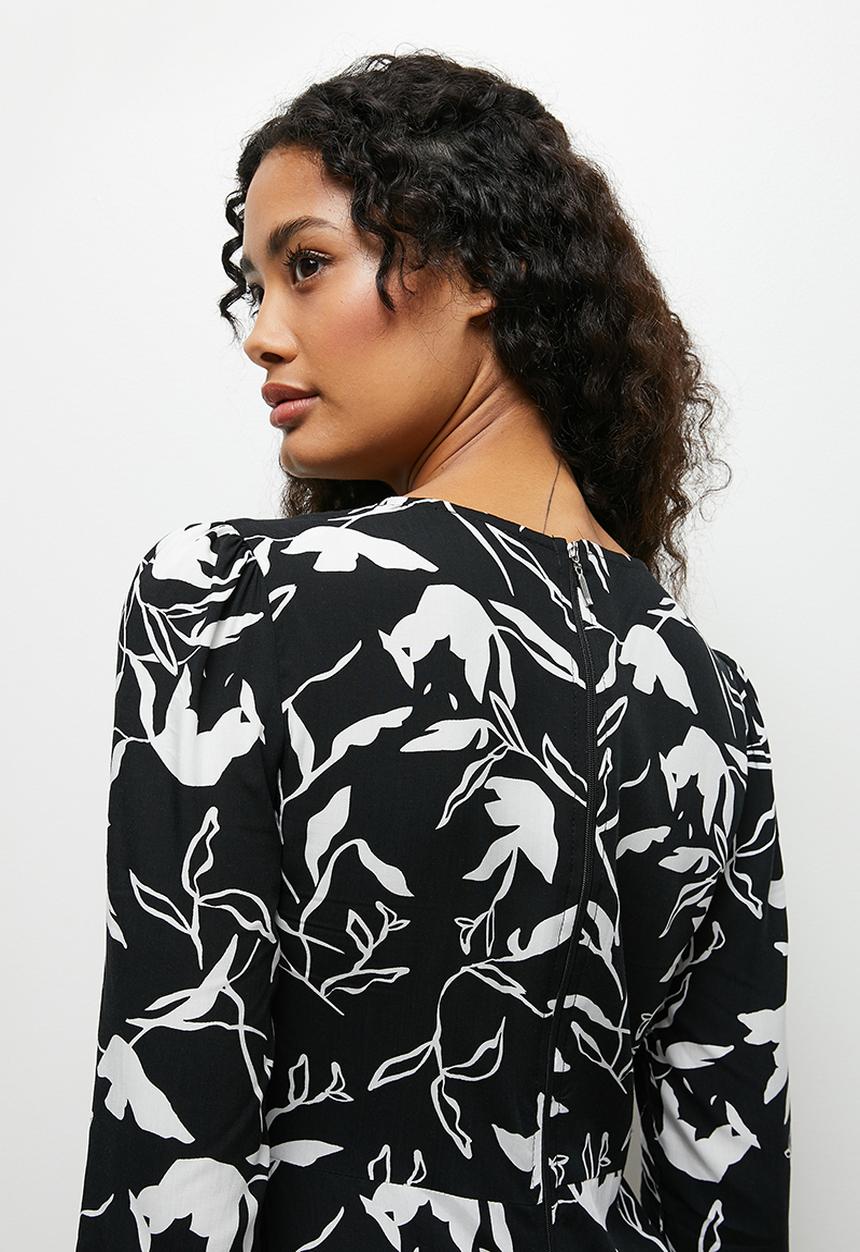 MILLA - Empire line fit and flare midi dress - black & white