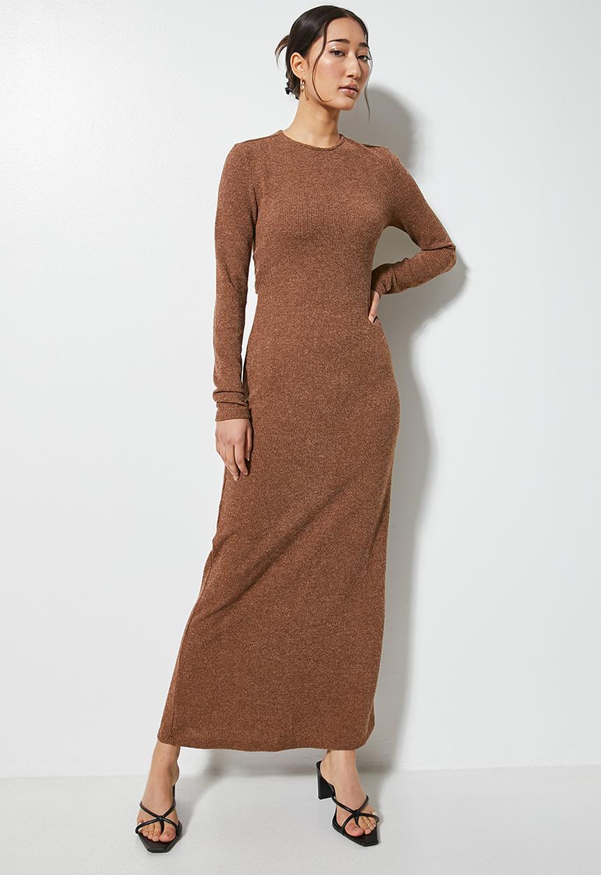VELVET - Soft touch rib column maxi with back detail - choc